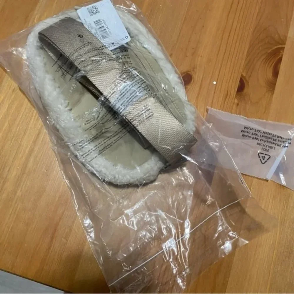 NWT Lululemon Fleece Everywhere Belt Bag 1L- Natural Ivory/ Trench - Picture 5 of 8